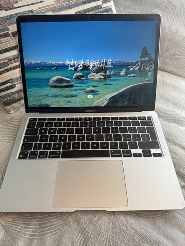 Apple macbook air 2020 - ,