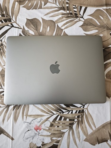 Apple macbook air m1 - apple,